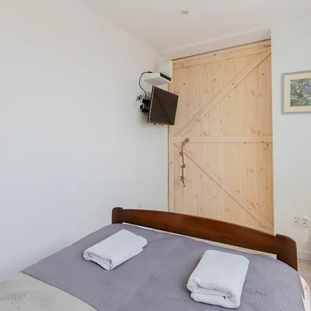 Park By Renters *